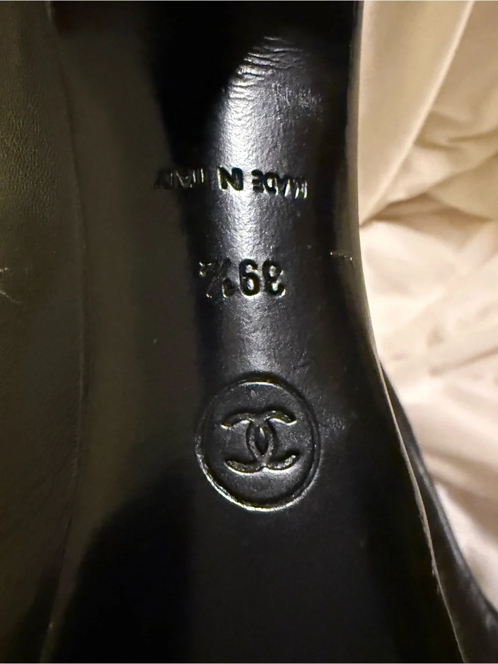 CHANEL Black Leather Stiletto Pumps